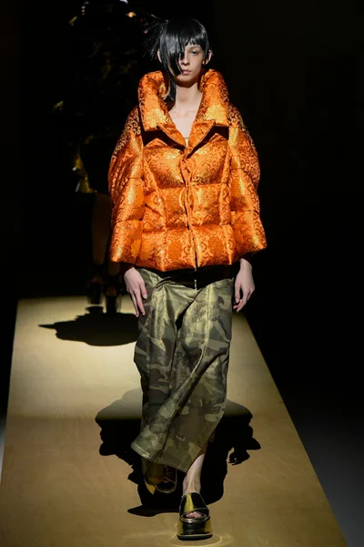 Look 42